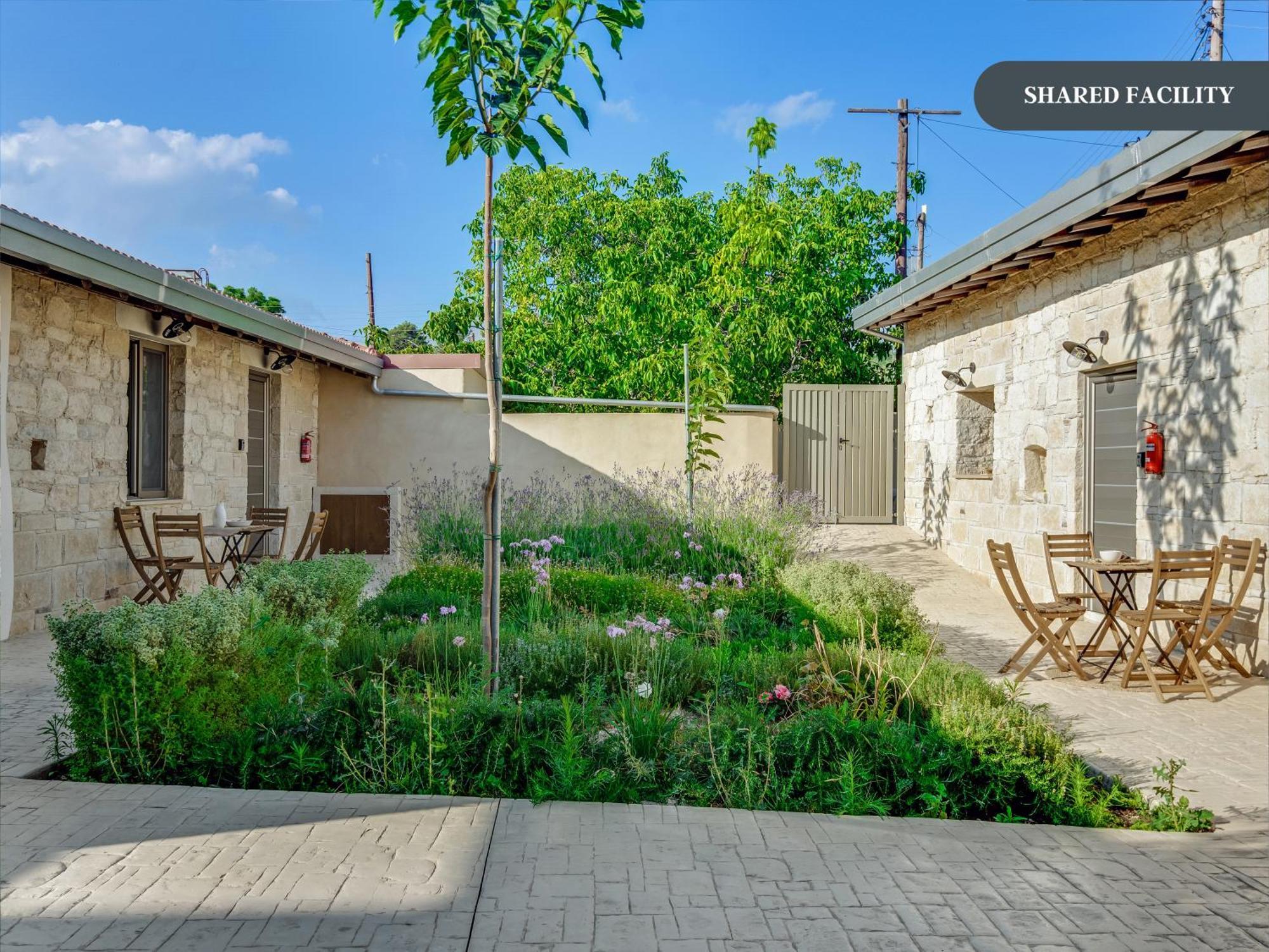 Sanders Andre Marie Apartment Vasa Kilaniou Exterior foto